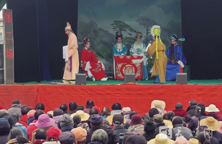 花鼓戲進鄉(xiāng)村