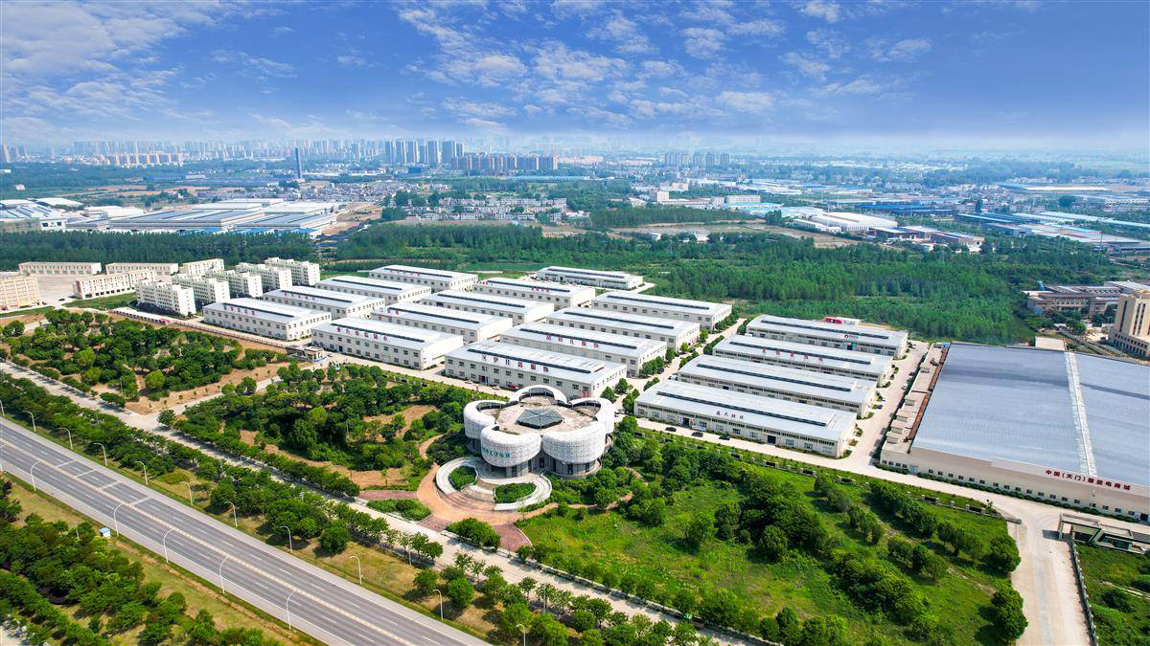 俯瞰天門服裝電商城。（湖北日報(bào)通訊員 劉銀斌 攝）